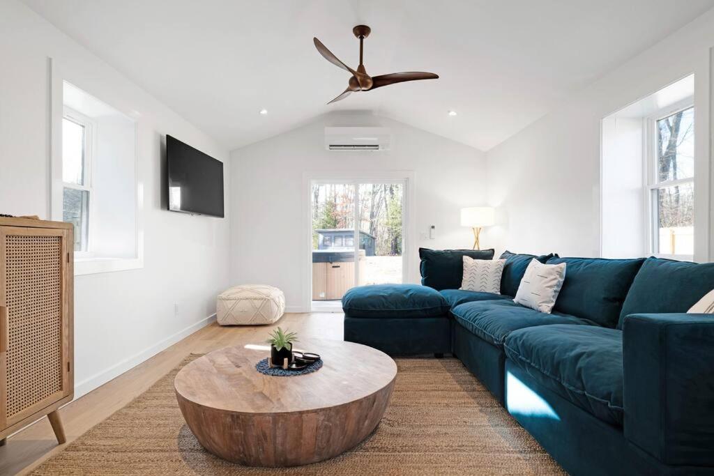 New Paltz Zen Wellness Cabin W/ Hot Tub Bagian luar foto