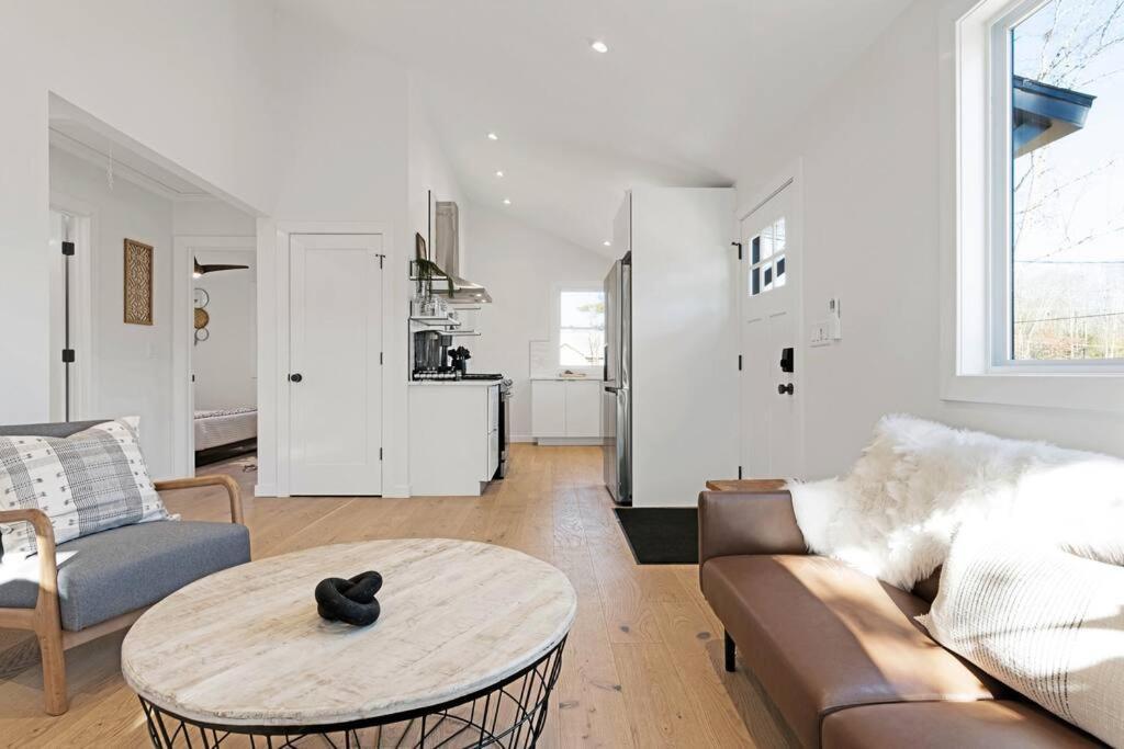 New Paltz Zen Wellness Cabin W/ Hot Tub Bagian luar foto