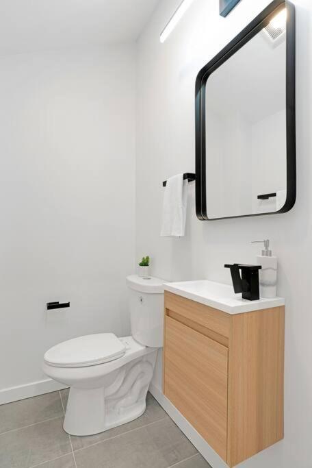 New Paltz Zen Wellness Cabin W/ Hot Tub Bagian luar foto